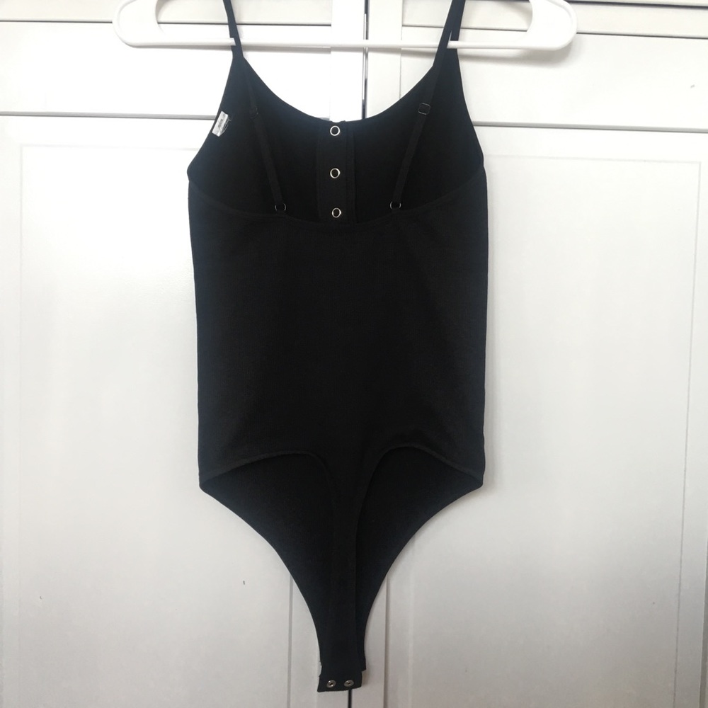 Tank Top Bodysuit✨ - Picture 4 of 6
